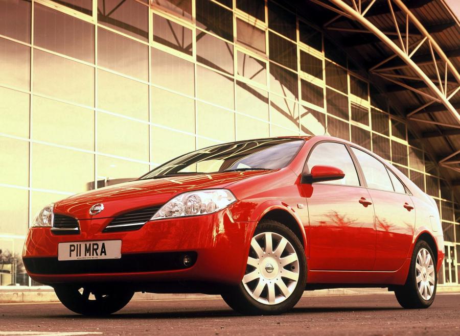 Nissan Primera Hatchback (UK) '2002